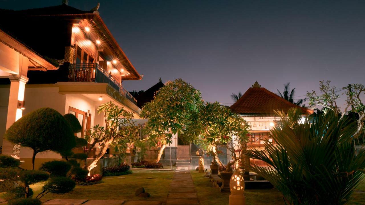 The Kanha Palace Batununggul Экстерьер фото
